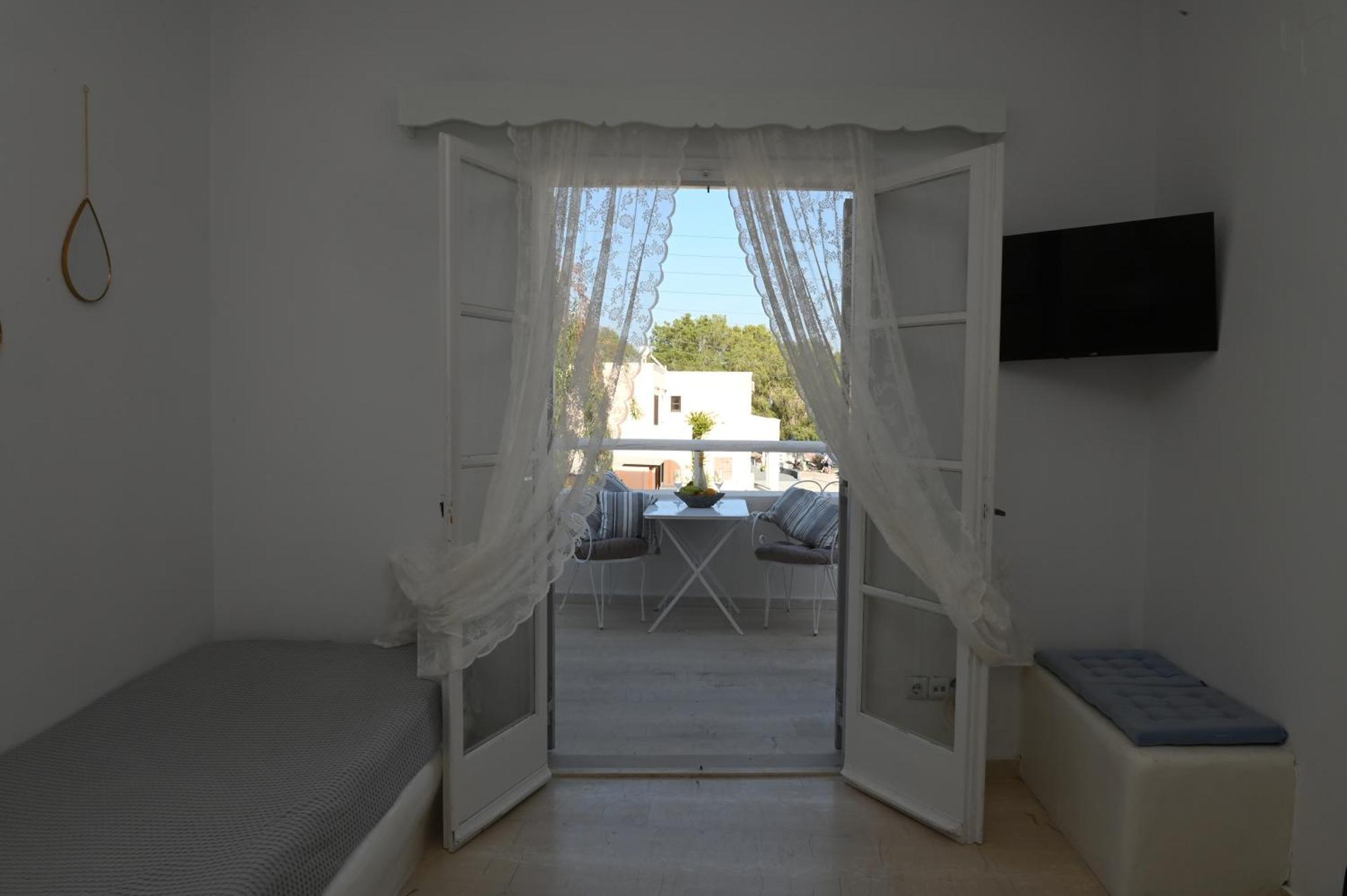Villa Maina Камари Экстерьер фото